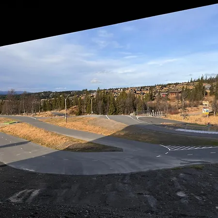 Lejlighed New Modern Ski In Out In *